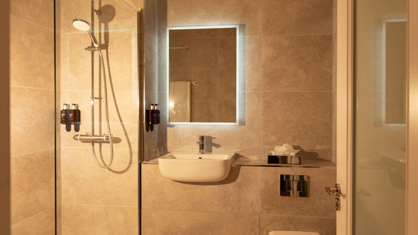 ClassicDoubleTheAddressSligoEnsuite