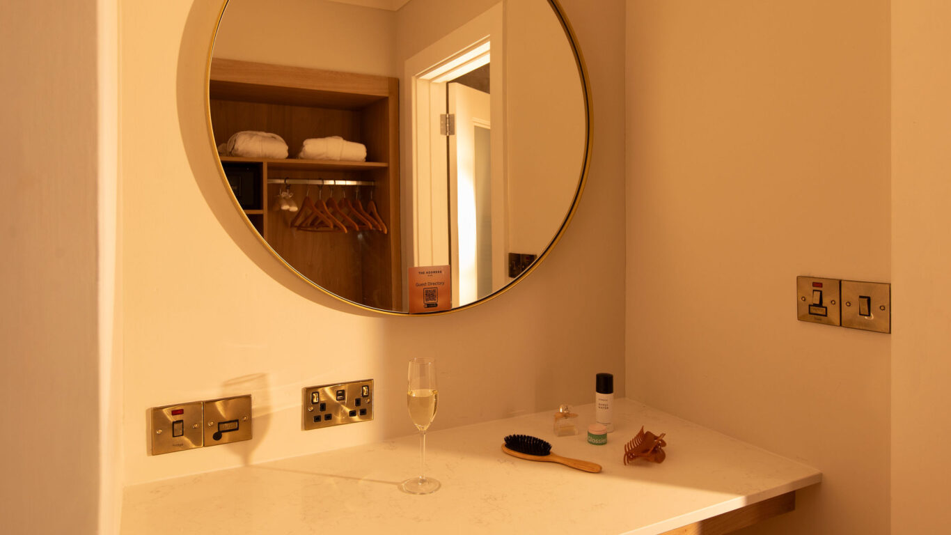 SuiteTheAddressSligoEnsuite1